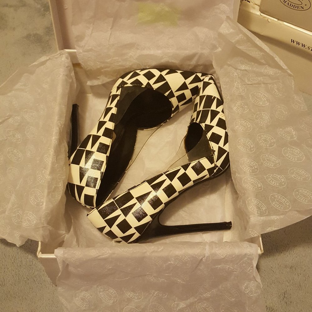 Steve Madden Wileen Women's Size 7 Black/White Stiletto Pumps